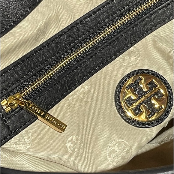 Tory Burch Large Amanda Shoulder Crossbody Handbag Black Leather Gold Hardware - Picture 10 of 16